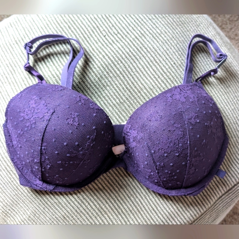 Victoria's Secret purple push up bra 32DD
